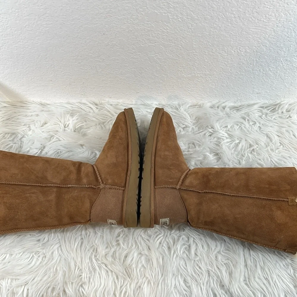 UGG Australia F27015G Bailey Button Triplet Fold Over Chestnut Boots Size 7 - Picture 9 of 16